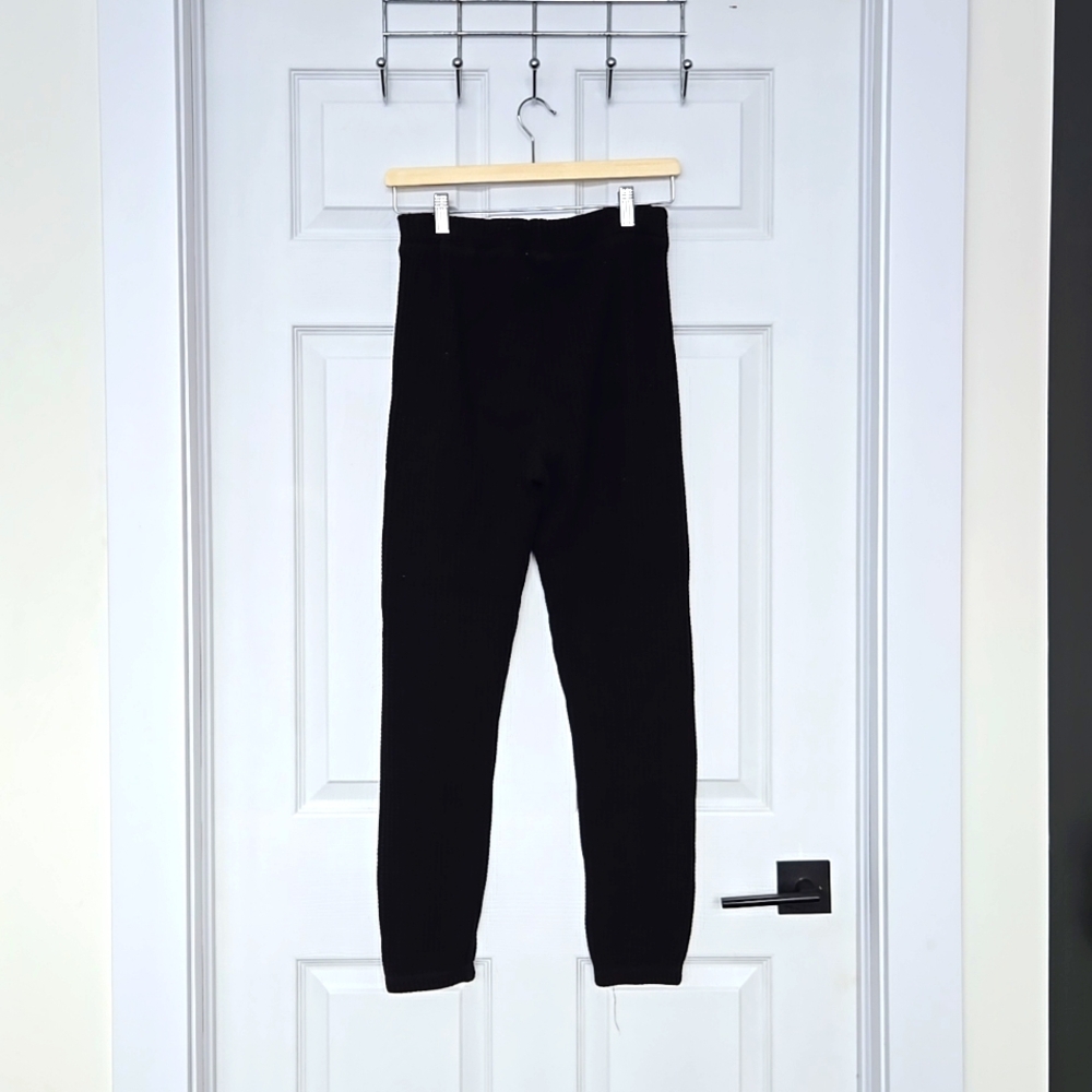 Roots Black Leggings
